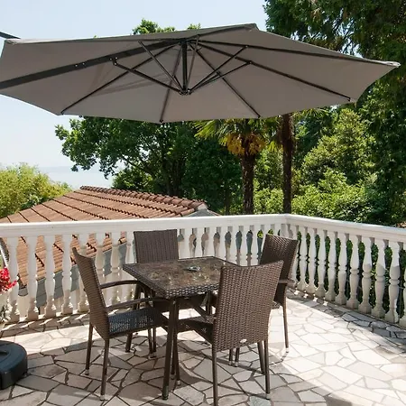 Апартаменти Salona Опатія