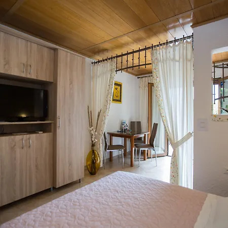 Apartment Salona *