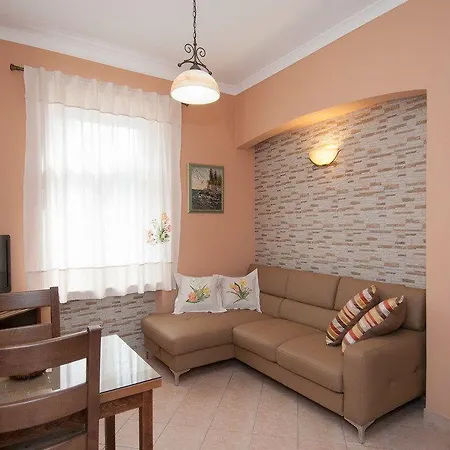 Apartment Salona Opatija