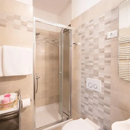 Salona Apartment