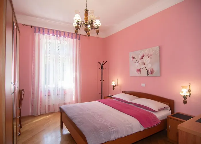 Salona Lägenhet Opatija